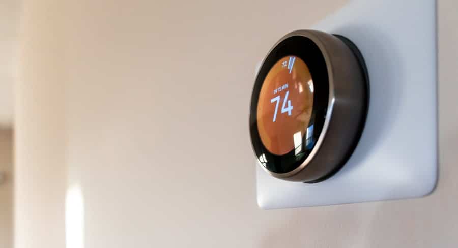 smart home technology digital thermostat